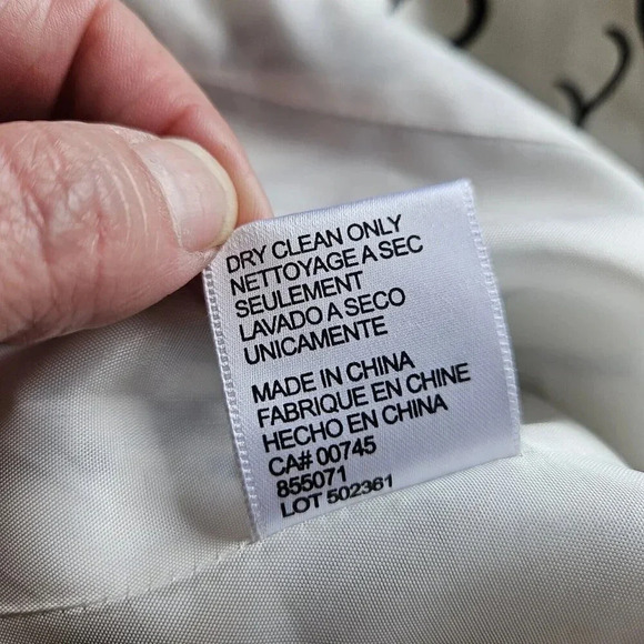 JS Collections Vintage Silk Long Sleeve White Jacket Size Small Button Closure - Picture 9 of 11